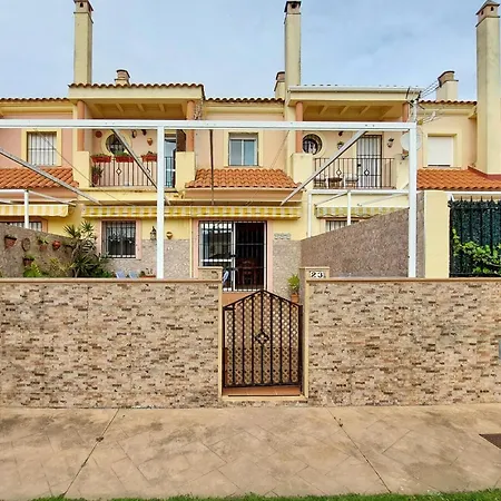 Holiday home 5 Bedroom Cozy In