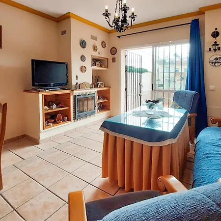 5 Bedroom Cozy In Holiday home El Portil