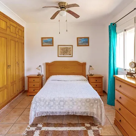 Holiday home 5 Bedroom Cozy In El Portil