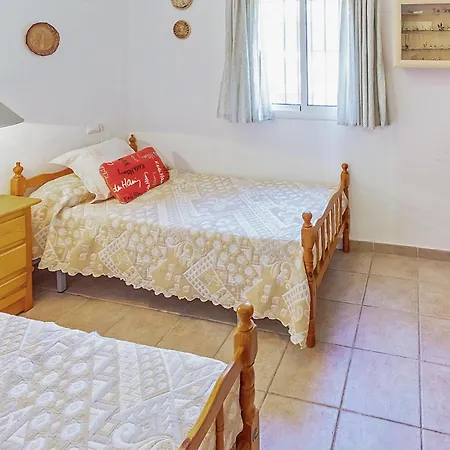 5 Bedroom Cozy In